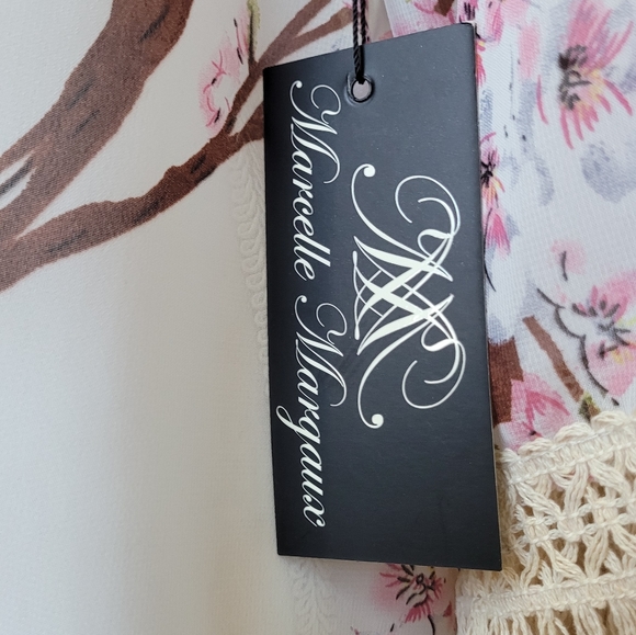 Cherry Blossom Maternity Wrap Shawl with Fringe Hem NWT - Picture 10 of 10